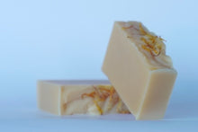 Load image into Gallery viewer, Olive Oil &amp; Goat’s Milk
